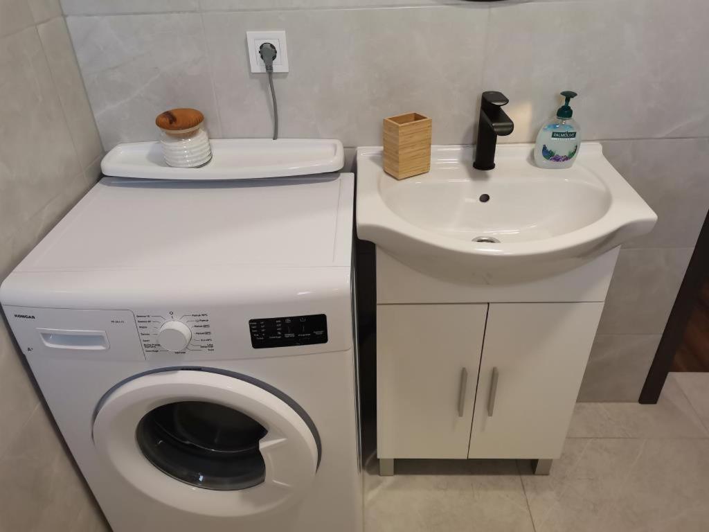 Apartment Dragana, Jezera, Island Murter Εξωτερικό φωτογραφία