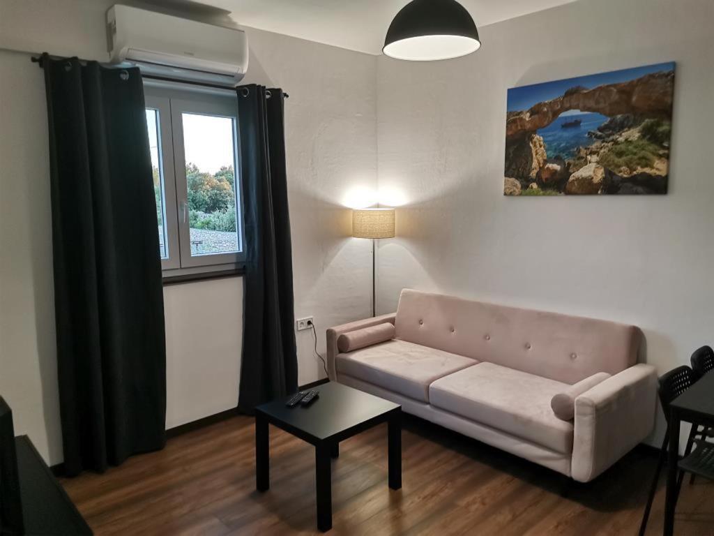Apartment Dragana, Jezera, Island Murter Εξωτερικό φωτογραφία